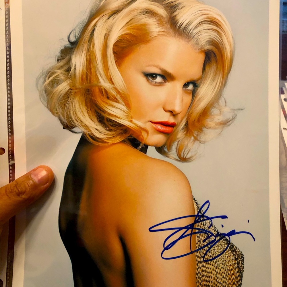 Jessica Simpson hand signed ✍🏼